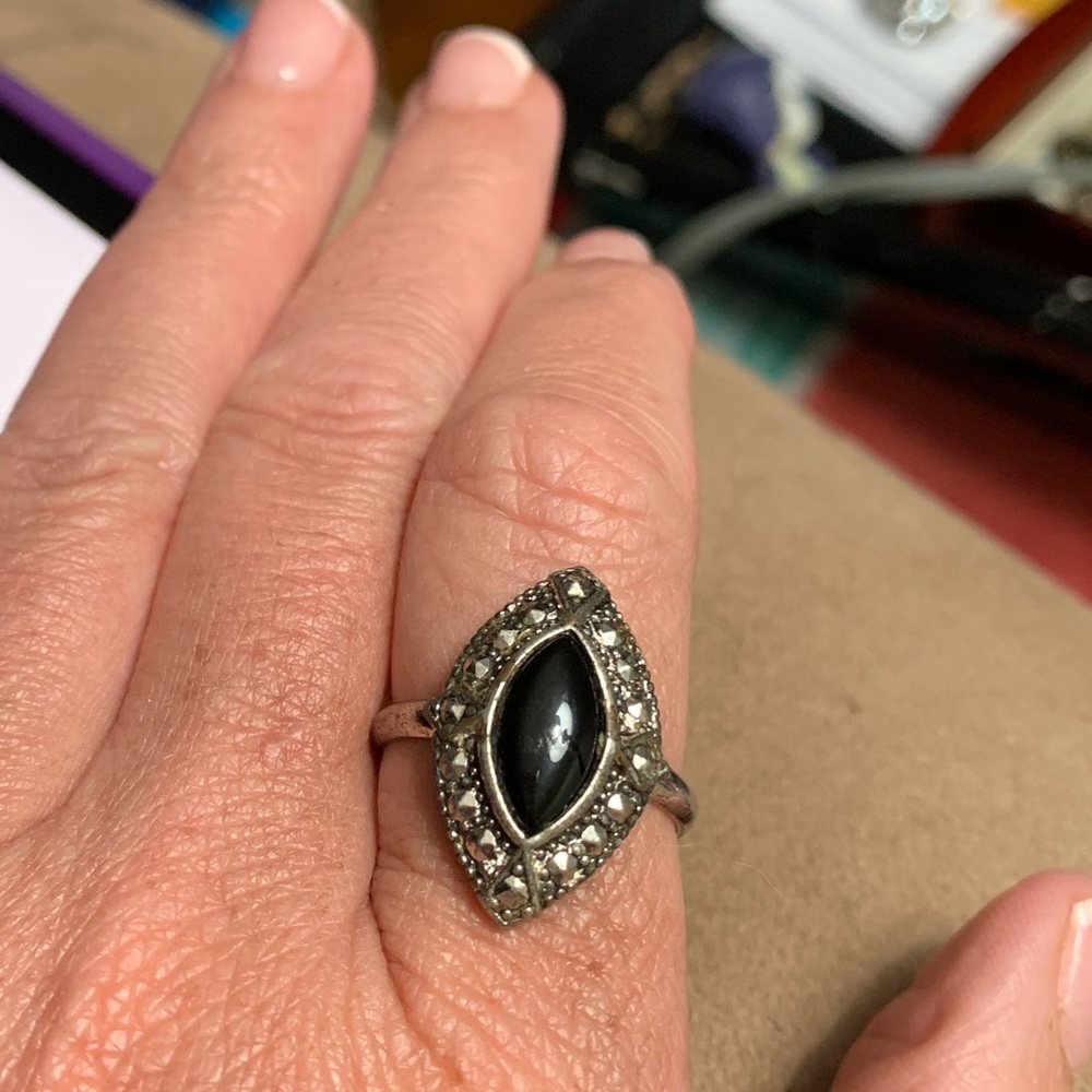 Antique Ring- Diamond Shaped Black Stone